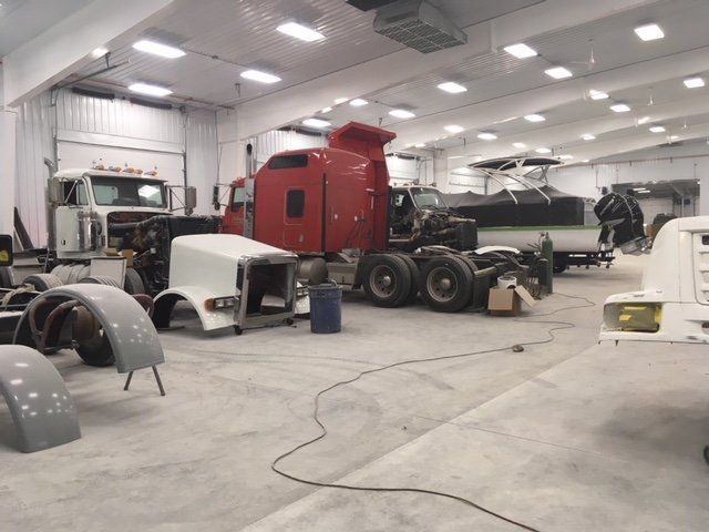 semi-truck autobody work