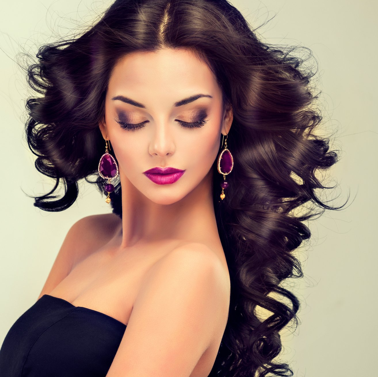 Air Brush Makeup — Tucson, AZ — Dalina’s Threading & Skincare