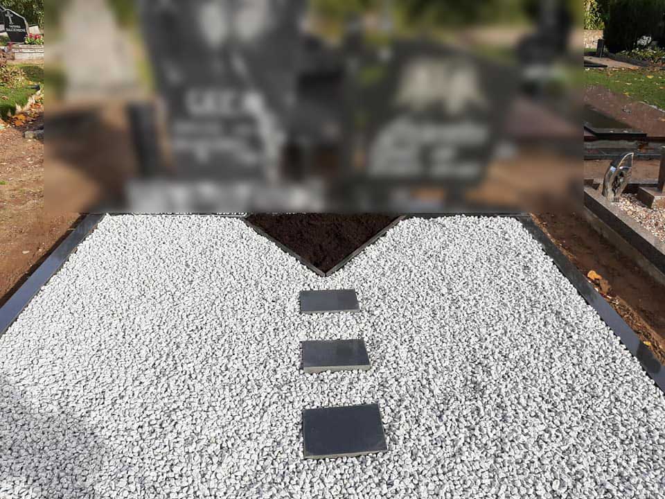 Naujosios Akmenės paminklai sutvarkyta kapavietė