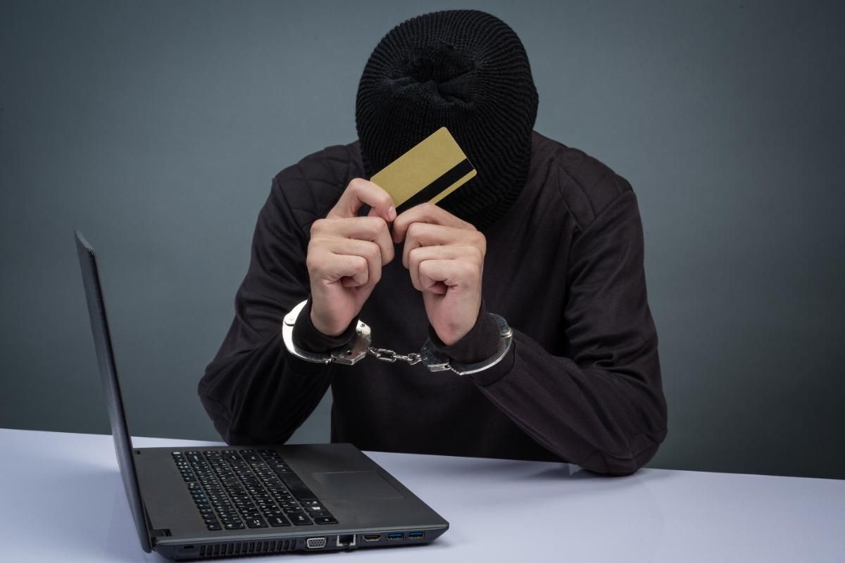 How Business Identity Theft Happens