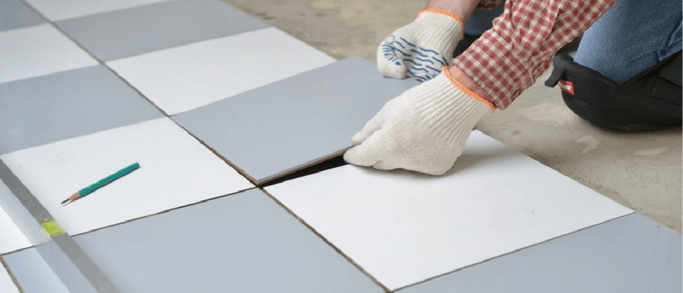 Tradesman, tiler
