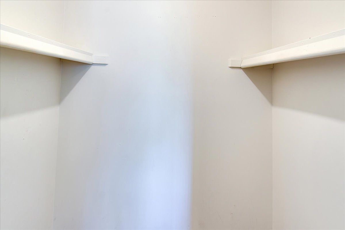 Perry Place bedroom closet