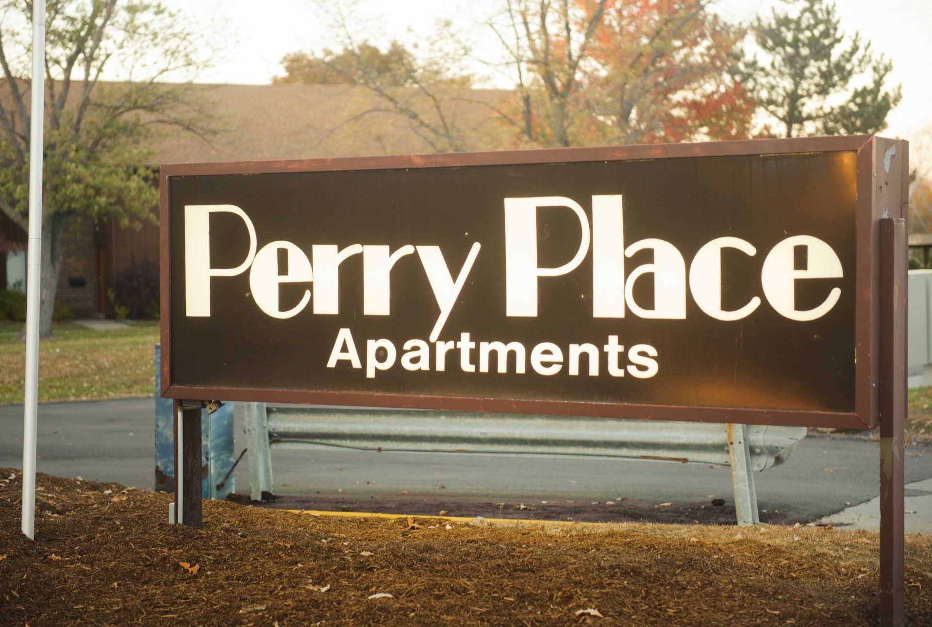 Perry Place Apartment Details