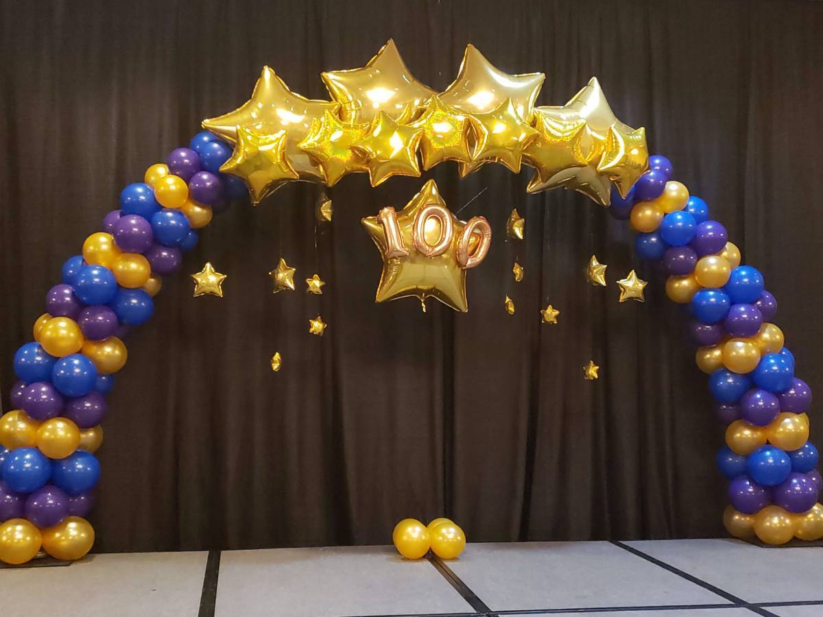 Spiral Megaloon Balloon Arch