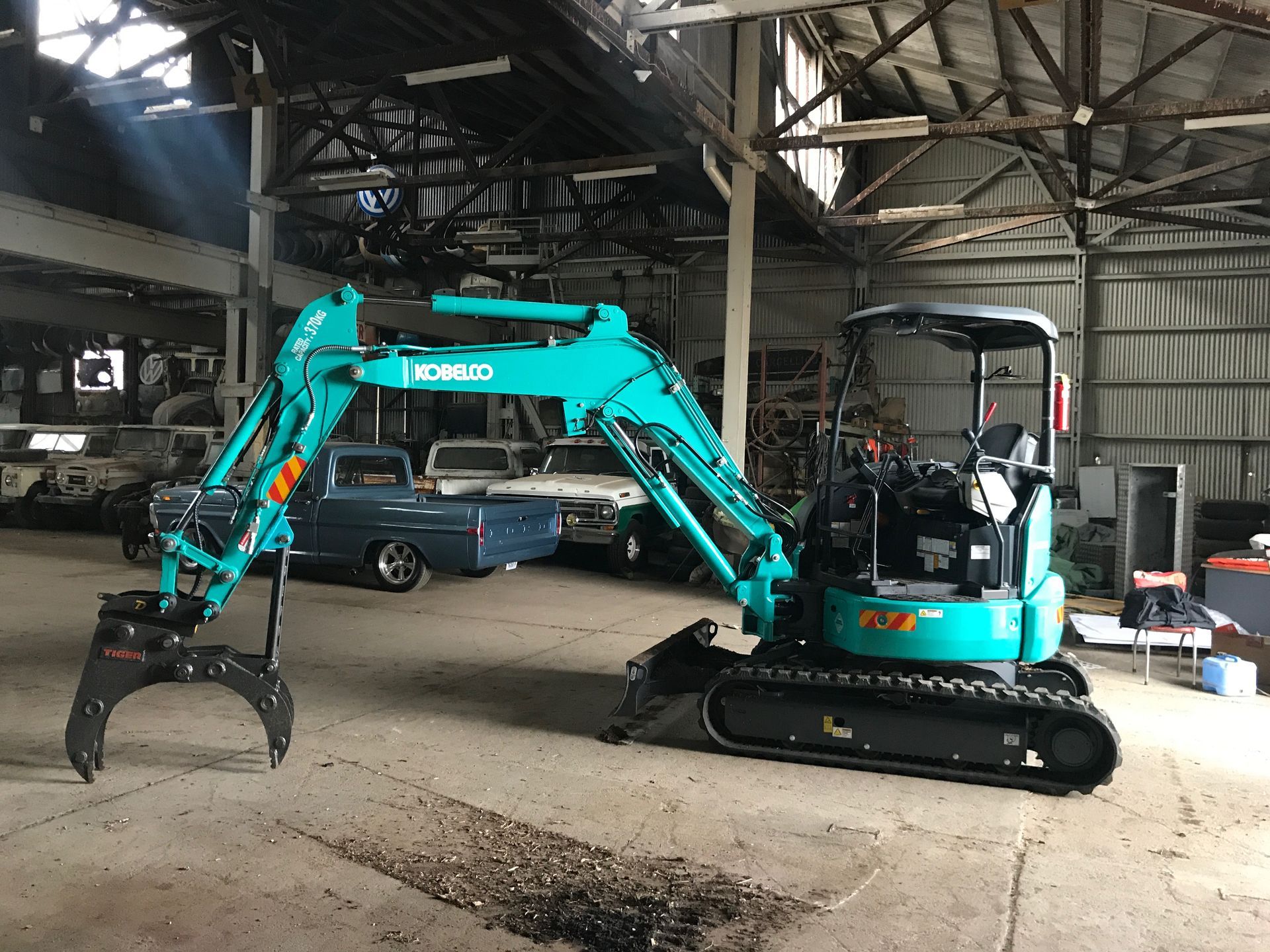 Heavy Equipment — Orange, NSW — Livingstone Tree Service