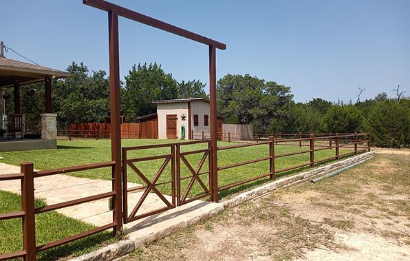 Barn House — Corpus Christi, TX — Industrial Fence Group
