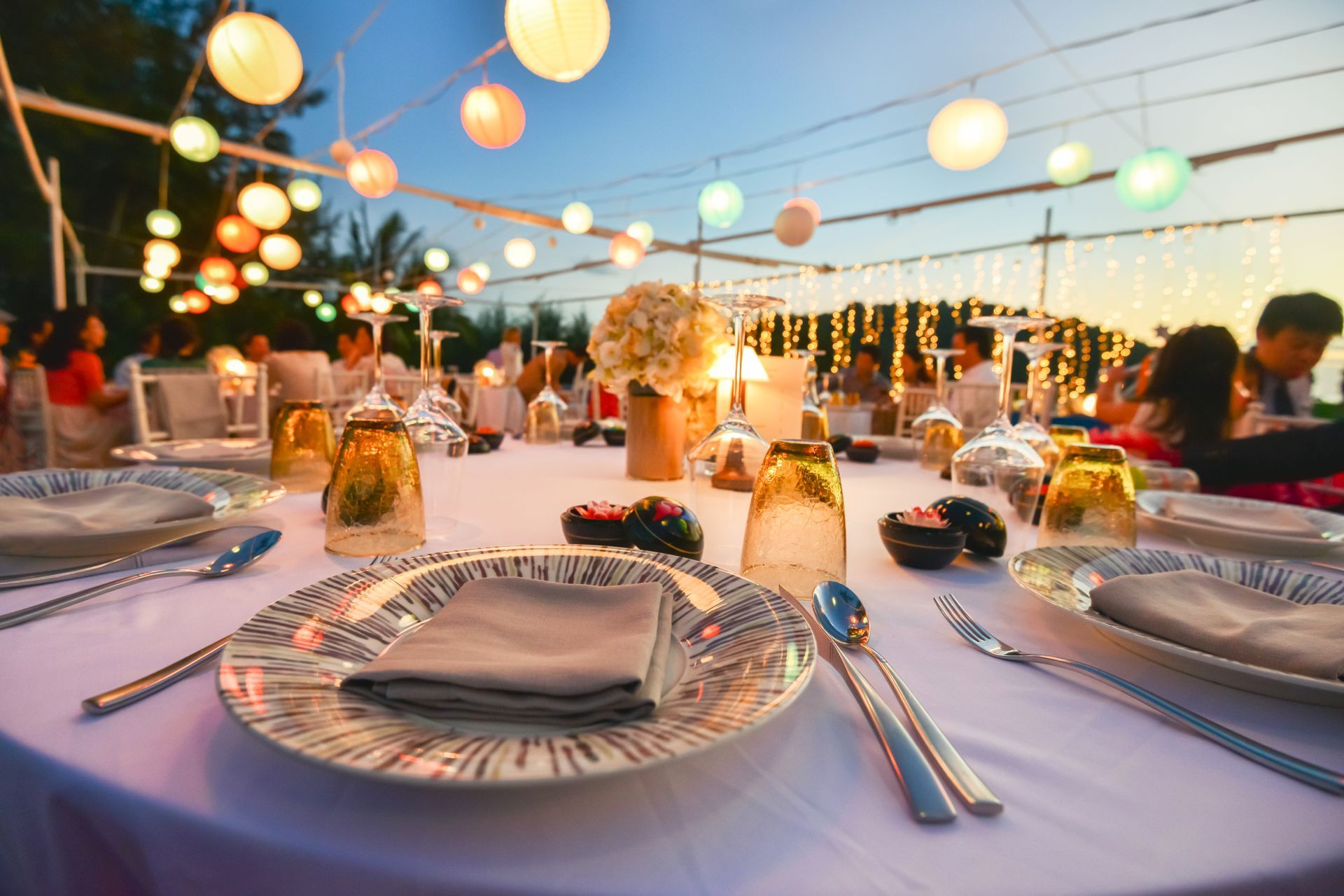 Table setting for an event party or wedding reception at the beach