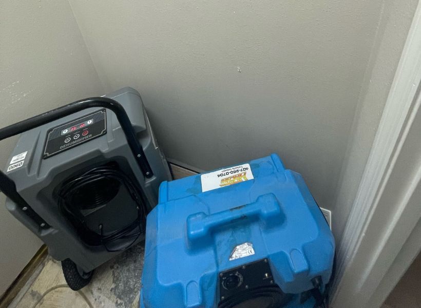 dehumidifier and air scrubber