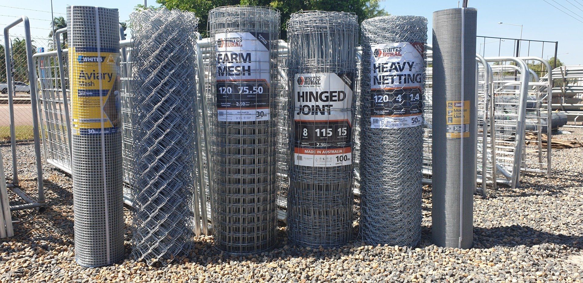 Hinged Joint Fences — Fencing Darwin in Pinelands, NT