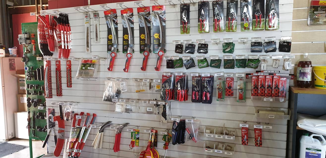 Gardening Tools and Supplies — Gardening Tools in Pinelands, NT
