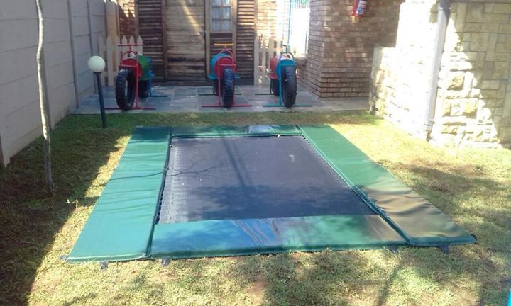 Standard Trampoline