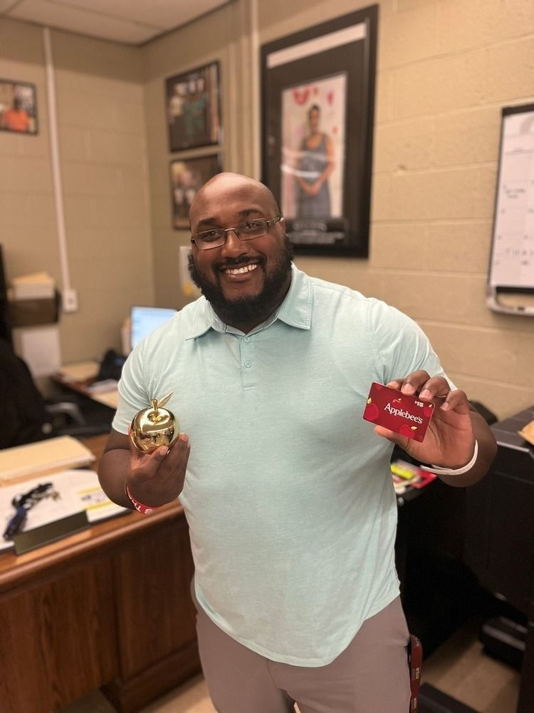 EARNEST LUCAS NAMED DELTA’S TEACHER OF THE YEAR