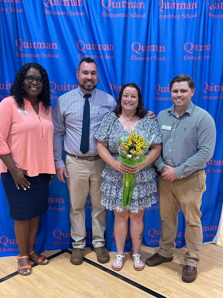 DELA CRUZ SELECTED AS QES TEACHER OF THE YEAR