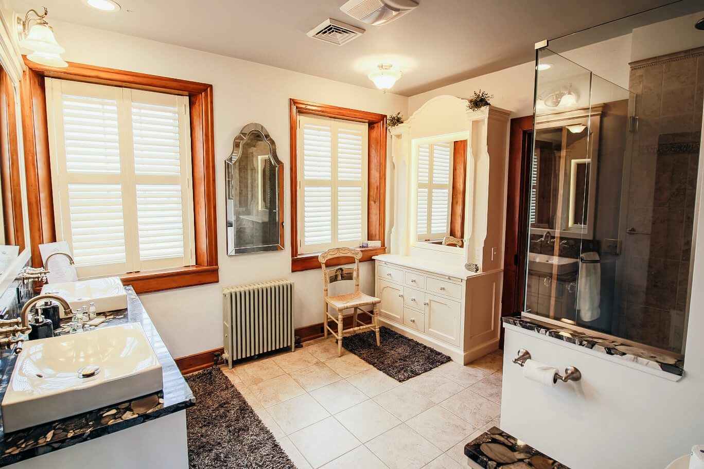The Farmhouse at Ironstone Ranch - Bathroom