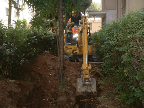 macchina movimentazione terra