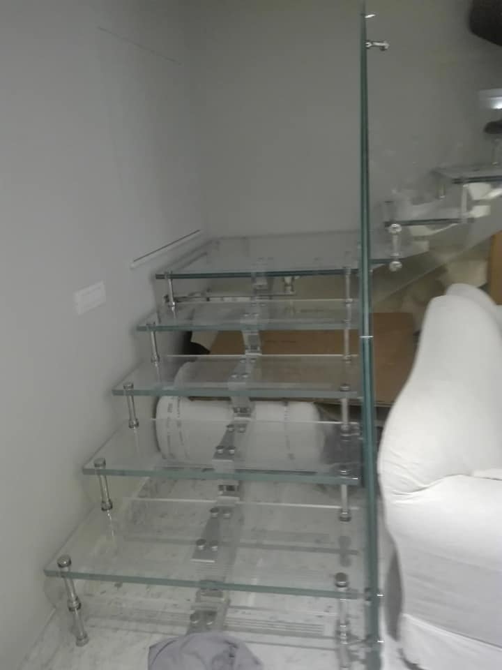 Scala in vetro per interni