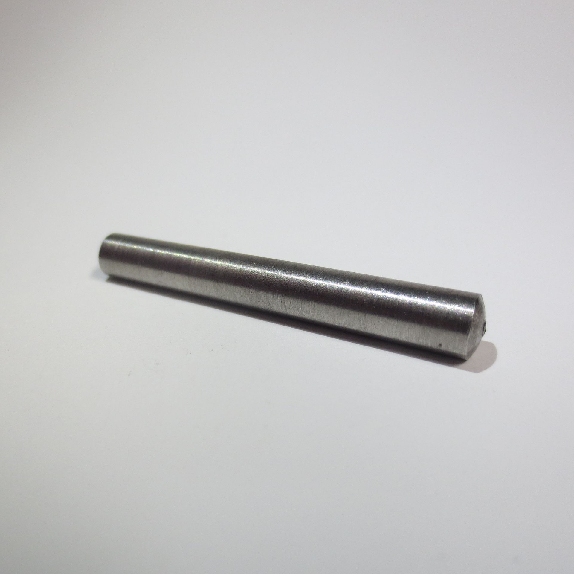 DIN 1: Kegelstift, Form B, gedrehte Ausführung, Passung h10
Ø 1,5 mm - 8 mm
Automatenstahl und Edelstahl 