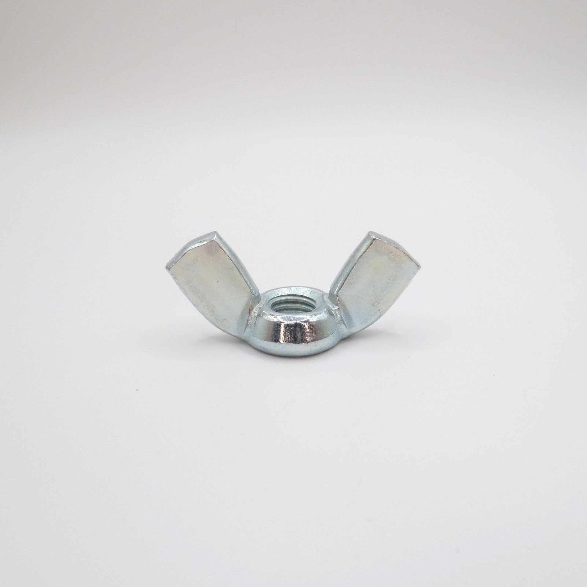 Flügelmutter amerikanische Form schwere Ausführung, nach DIN 315 amerikanische Form, schwere Ausführung 
nur in M10
in Stahl verzinkt