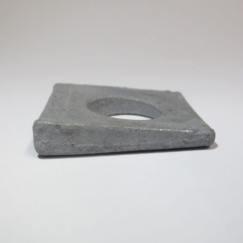 DIN 435: Vierkantscheiben für Doppel-T-Träger, keilförmig, 14 %, 
Ø 9 mm - 26 mm, 
in Stahl verzinkt und feuerverzinkt