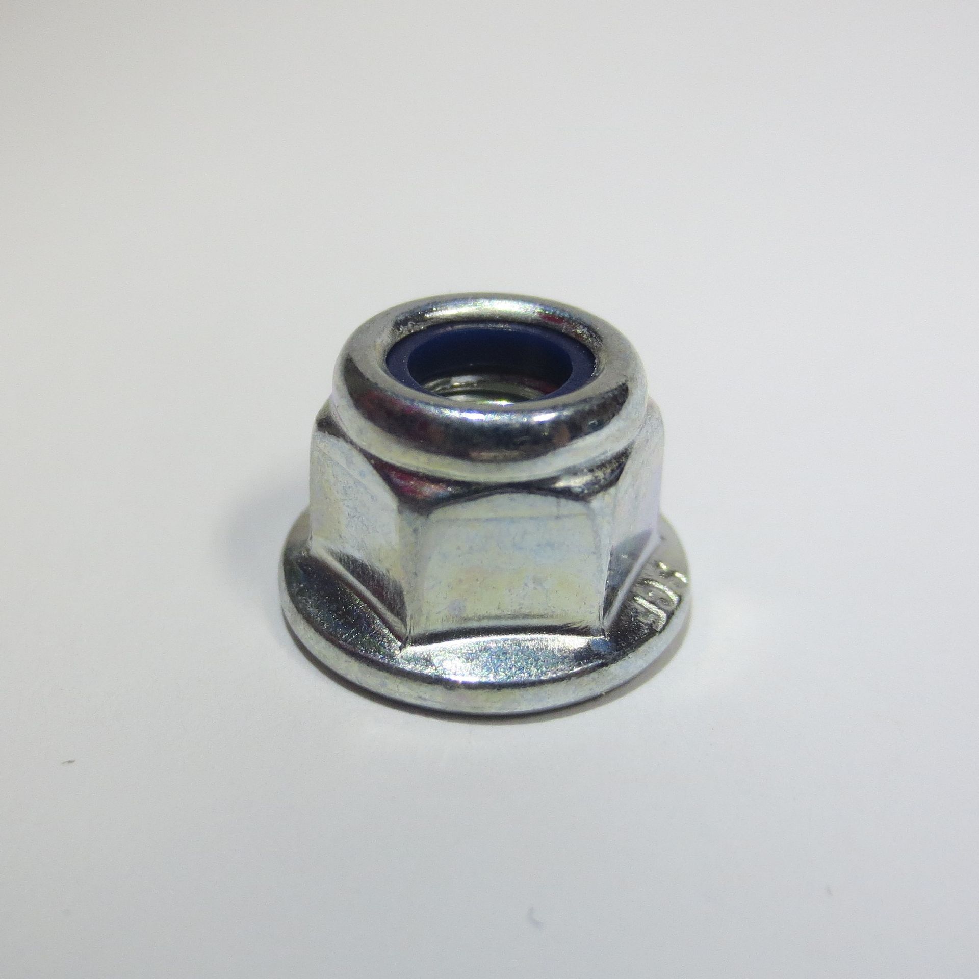 DIN 6926: Sicherungsmutter mit Flansch
M 5 - M 8
Stahl Güte 8 verzinkt und Edelstahl