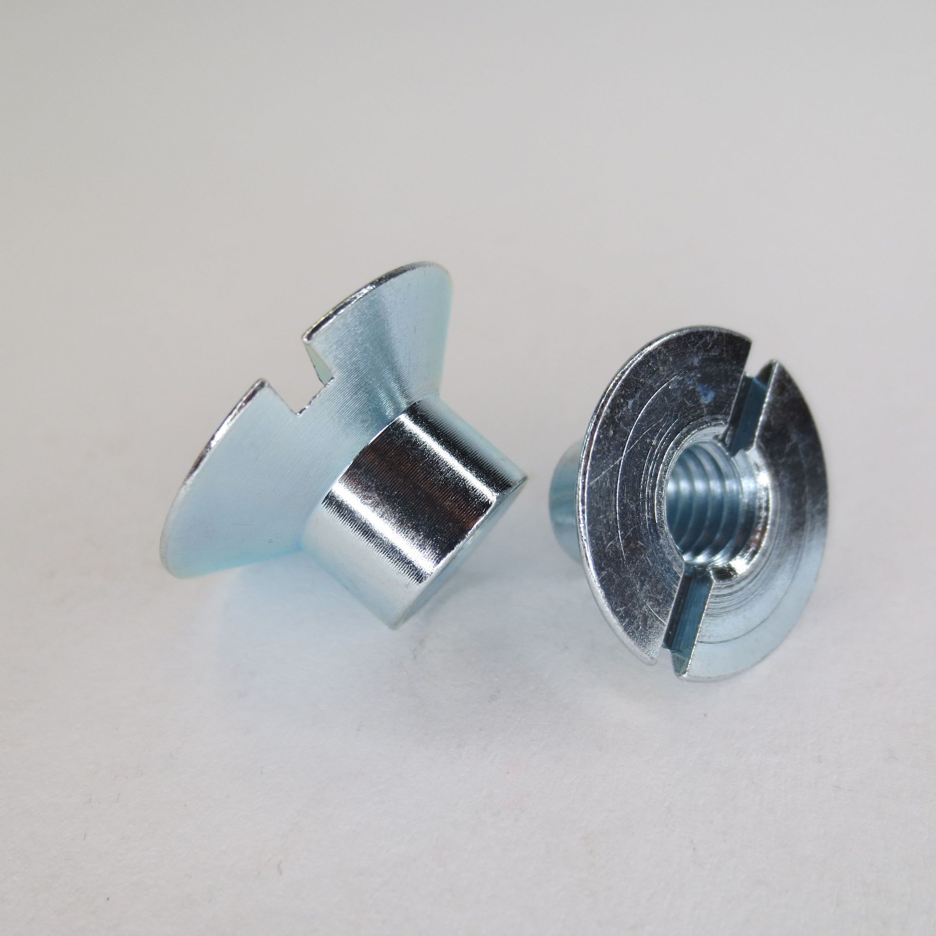 Gegenstück für Verbinder, Möbelmontage, Mutter mit Loch und Schlitz, versenkte Montage
