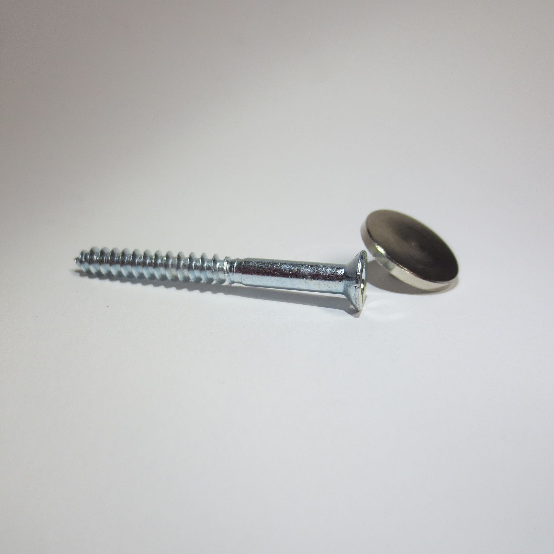 Montage Spiegel, Teppich, Gardine