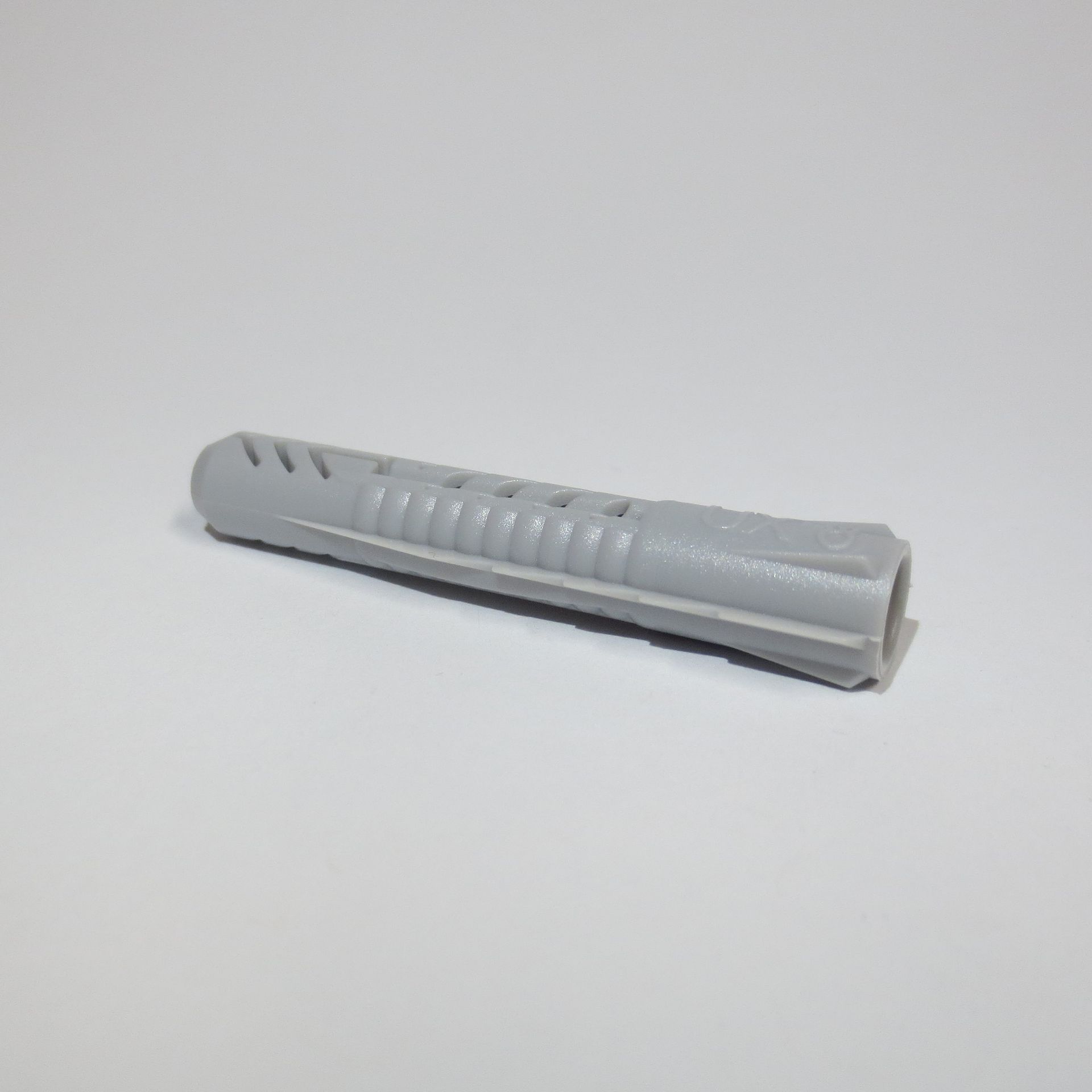 Universaldübel UX Ø 5 - 12 mm 