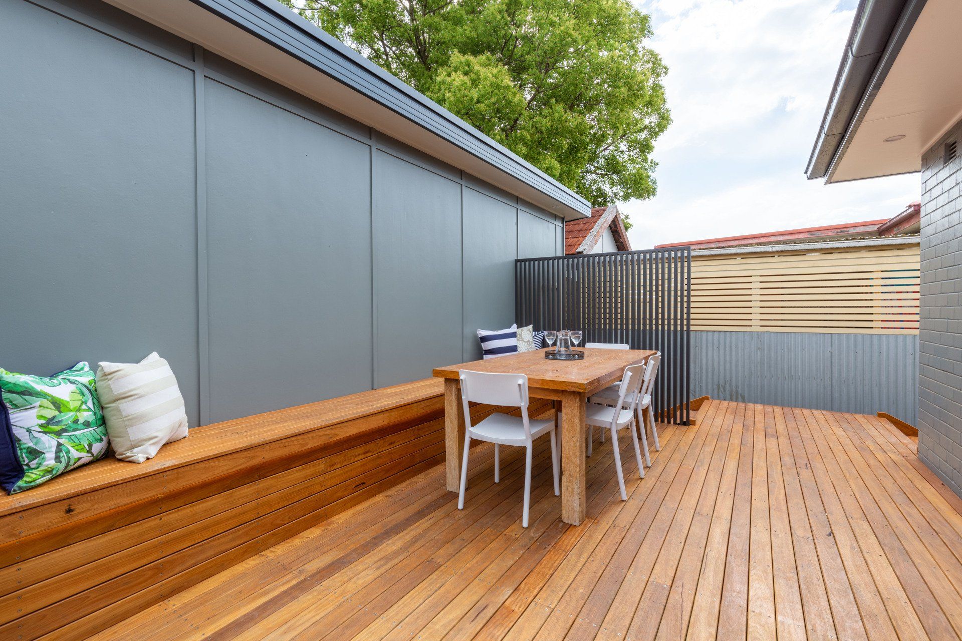 Coastline Outdoor Living Deck & space specialists