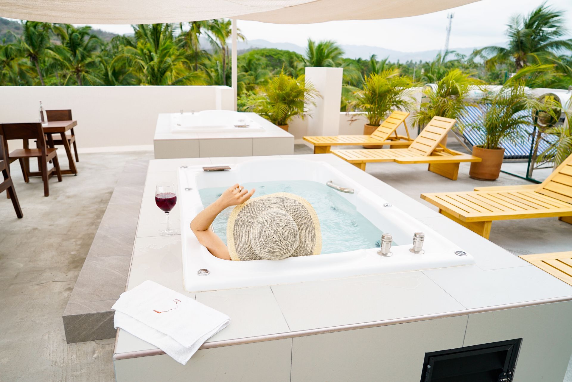 Jacuzzi