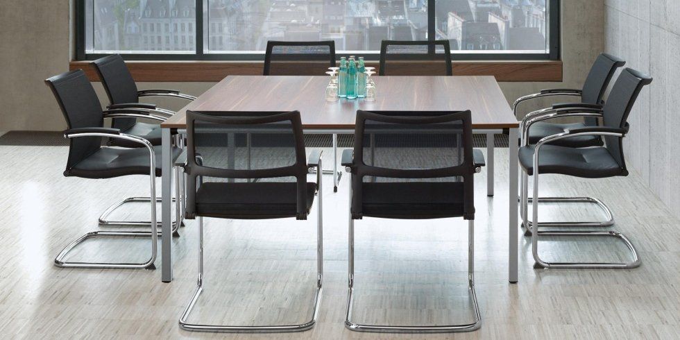 tavolo per riunioni e conferenze