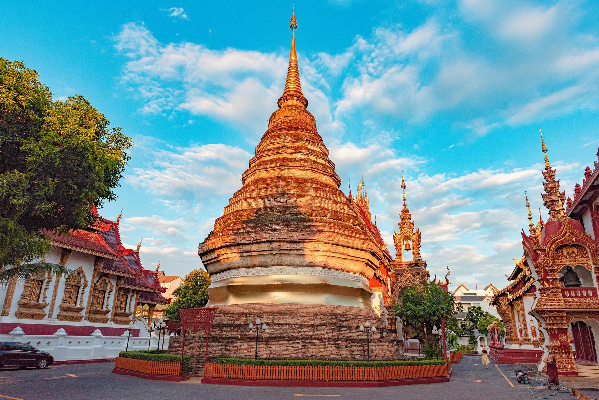 A large gold and red temple in Thialand.