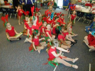 2013 CSDA Holiday Show — Kids Stretching in Indianapolis, IN
