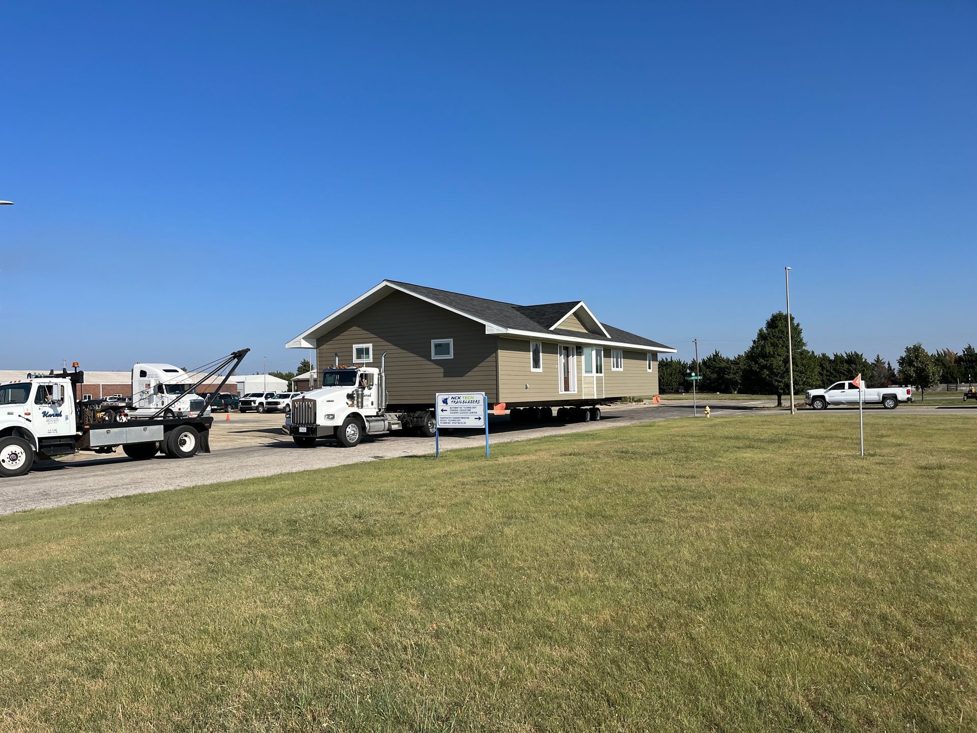 VOTEC House Moves with Unruh House Moving in Kansas