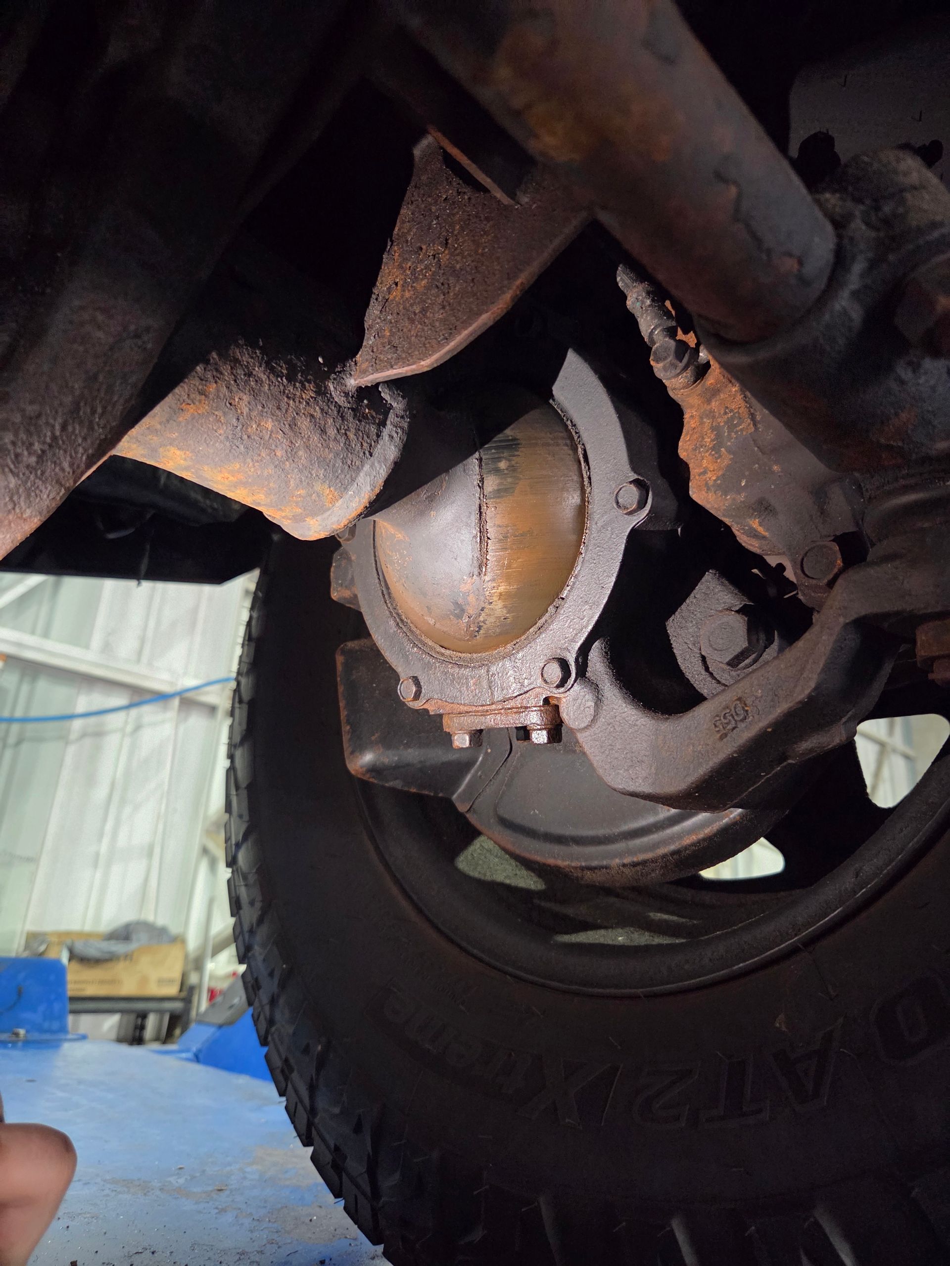 Axle 4WD off road — Bay City Quality Mobile Mechanic In Pialba, QLD