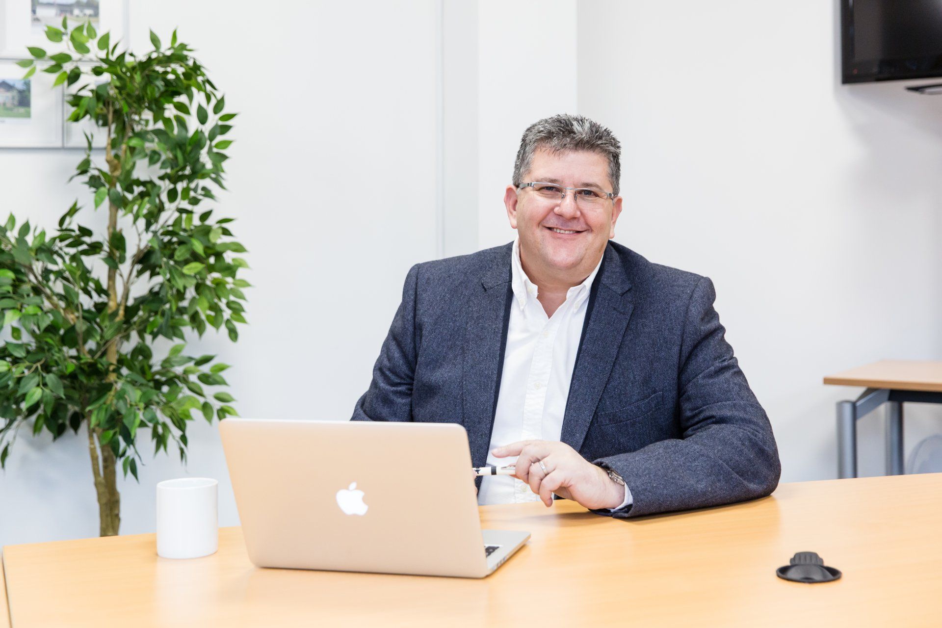 Professional photographer near me male coach