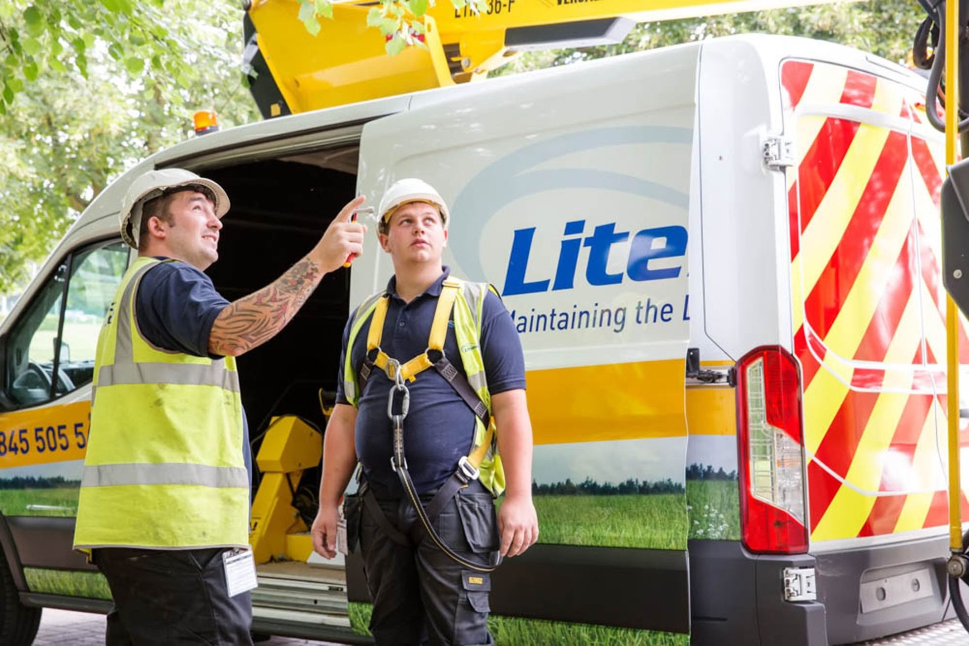 Professional photographer near me lighting technicians