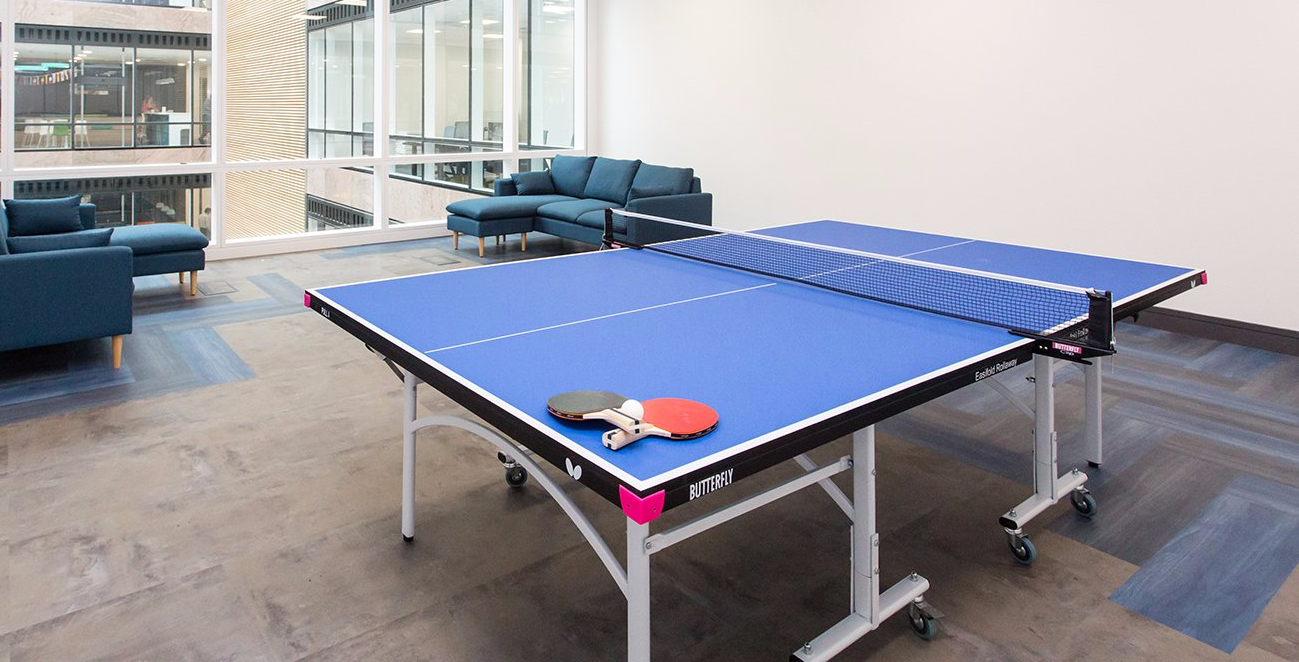 Professional photographer near me snooker table