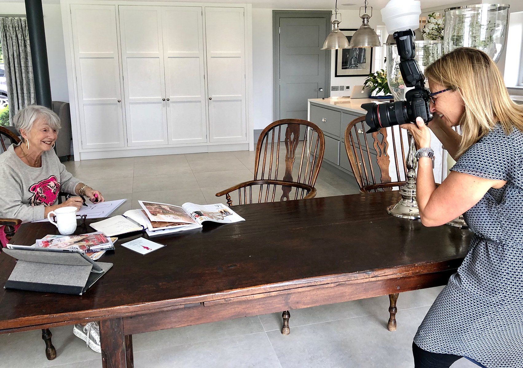 Professional photographer near me, photographer at work