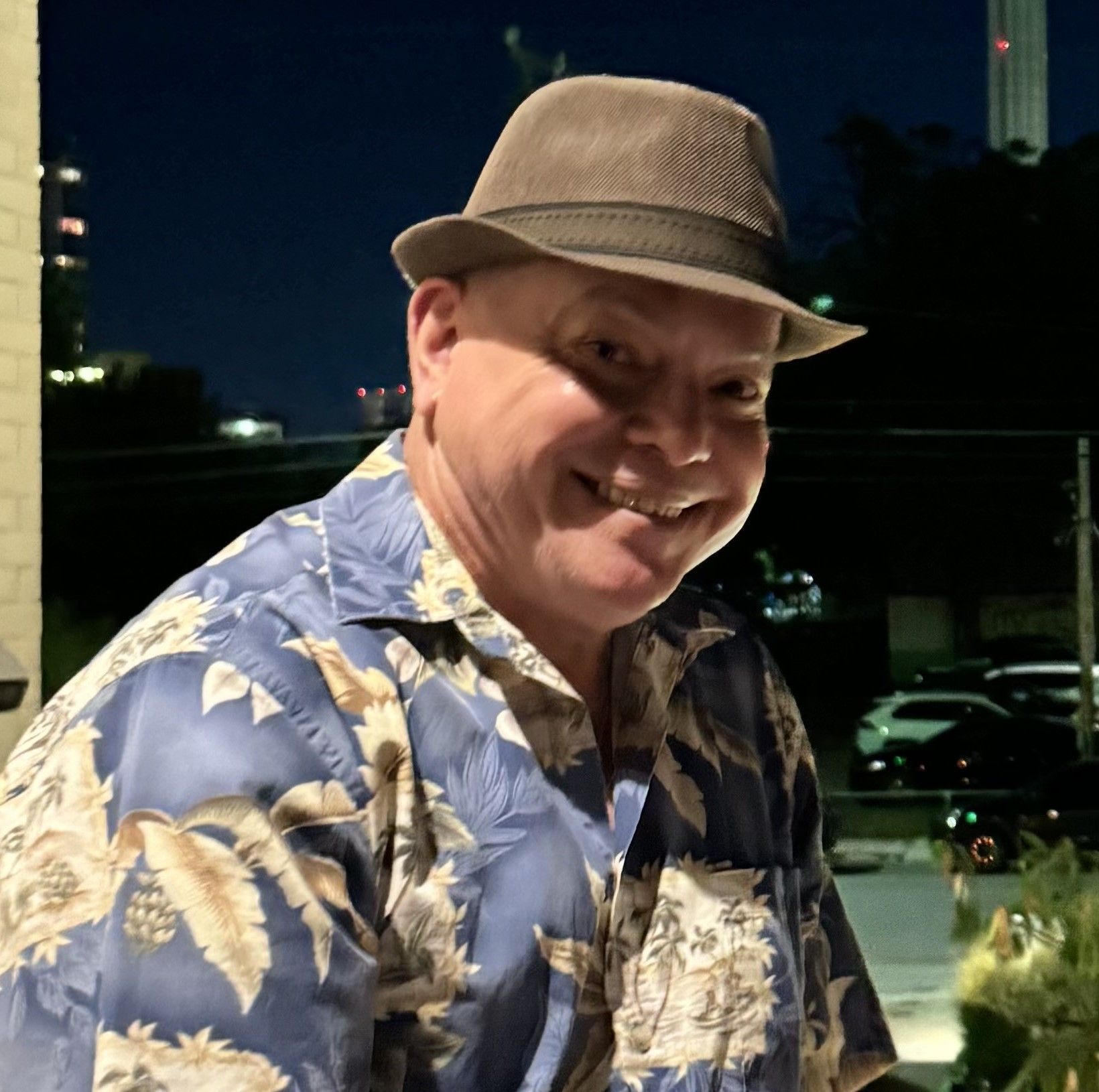 Headshot of Julio Rivera.