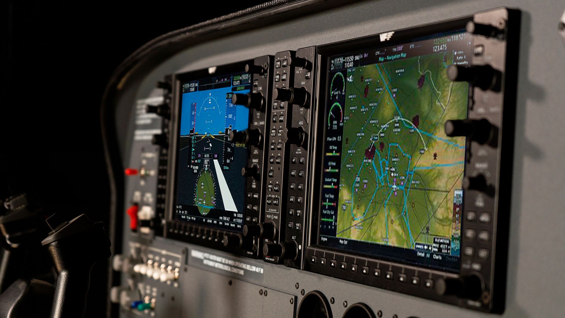 an airplane console where a pilot uses their cessna 172rg aircraft checklist before takeoff