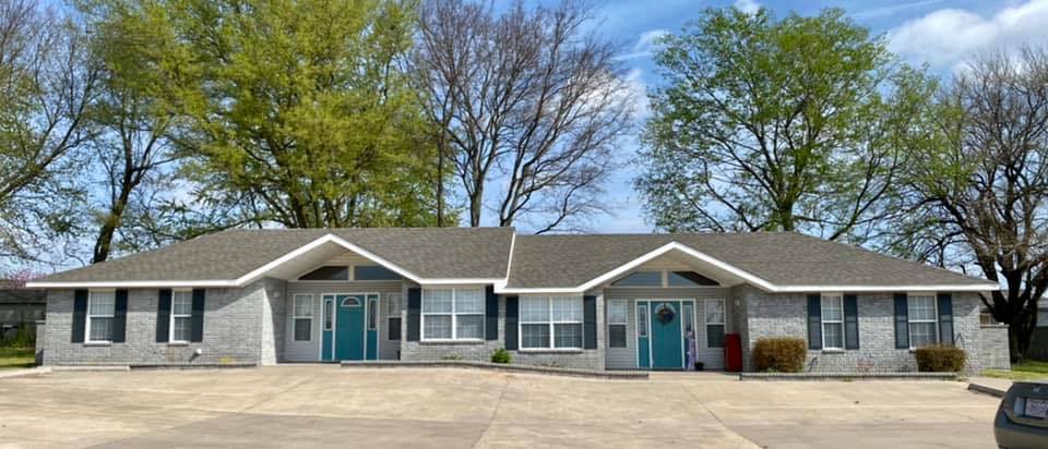 LakeRidge Apartments Exterior