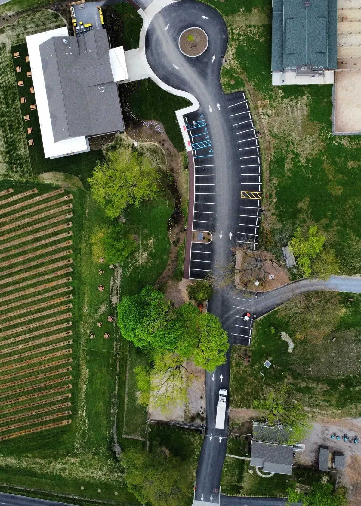 aerial+view+of+tasting+room+after+utility+instalallation+and+paving+for+saddlehill+winery