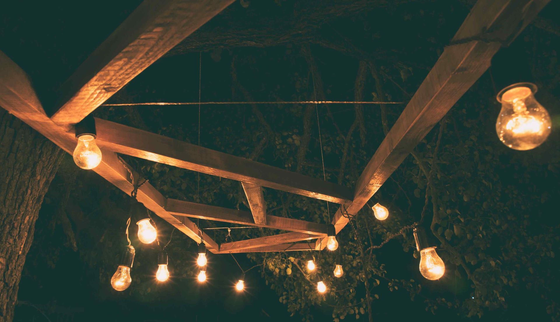  Illuminate Your Outdoor Space with Elegant Lighting Solutions