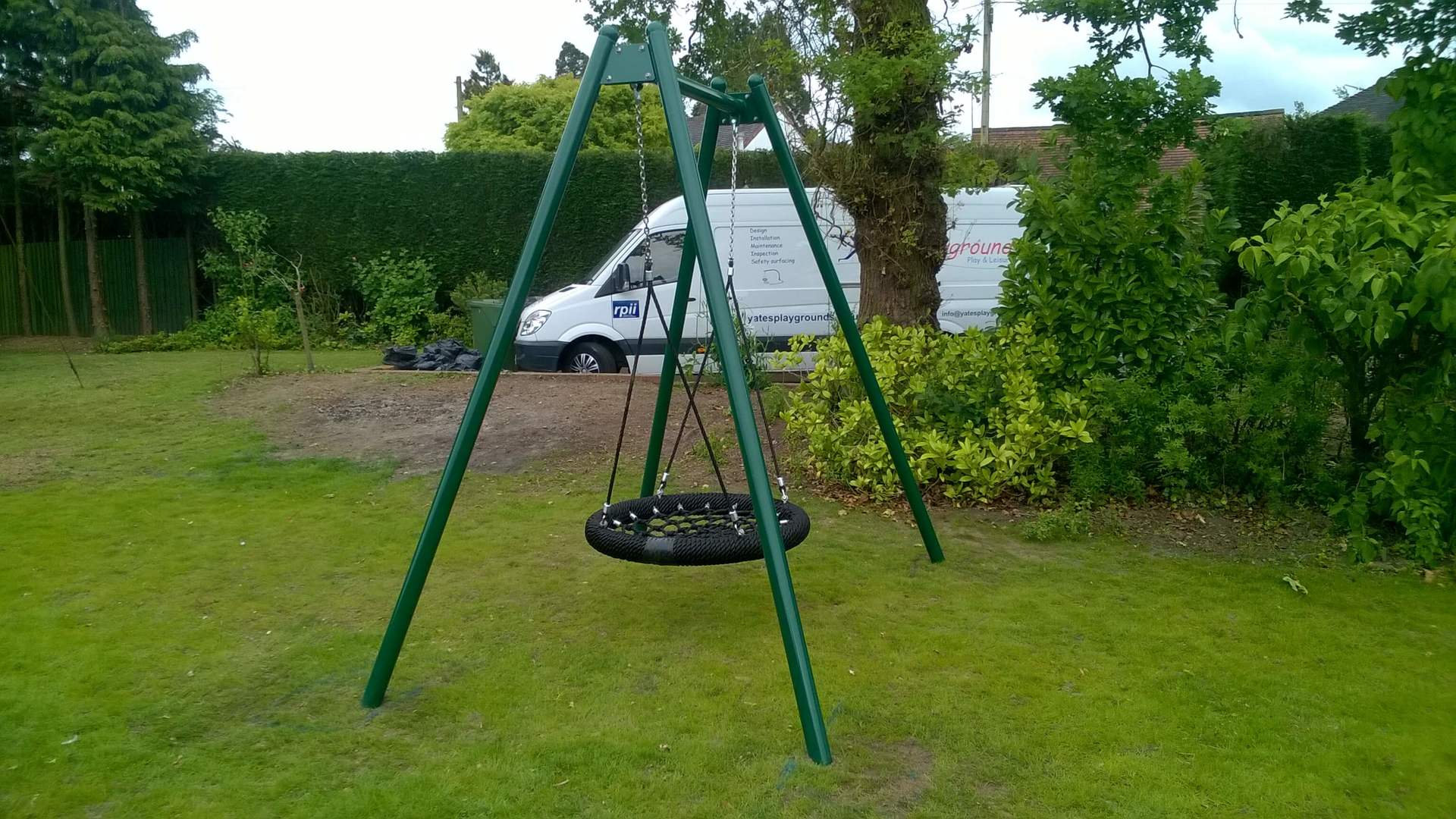 Single Tyre Playground Swing