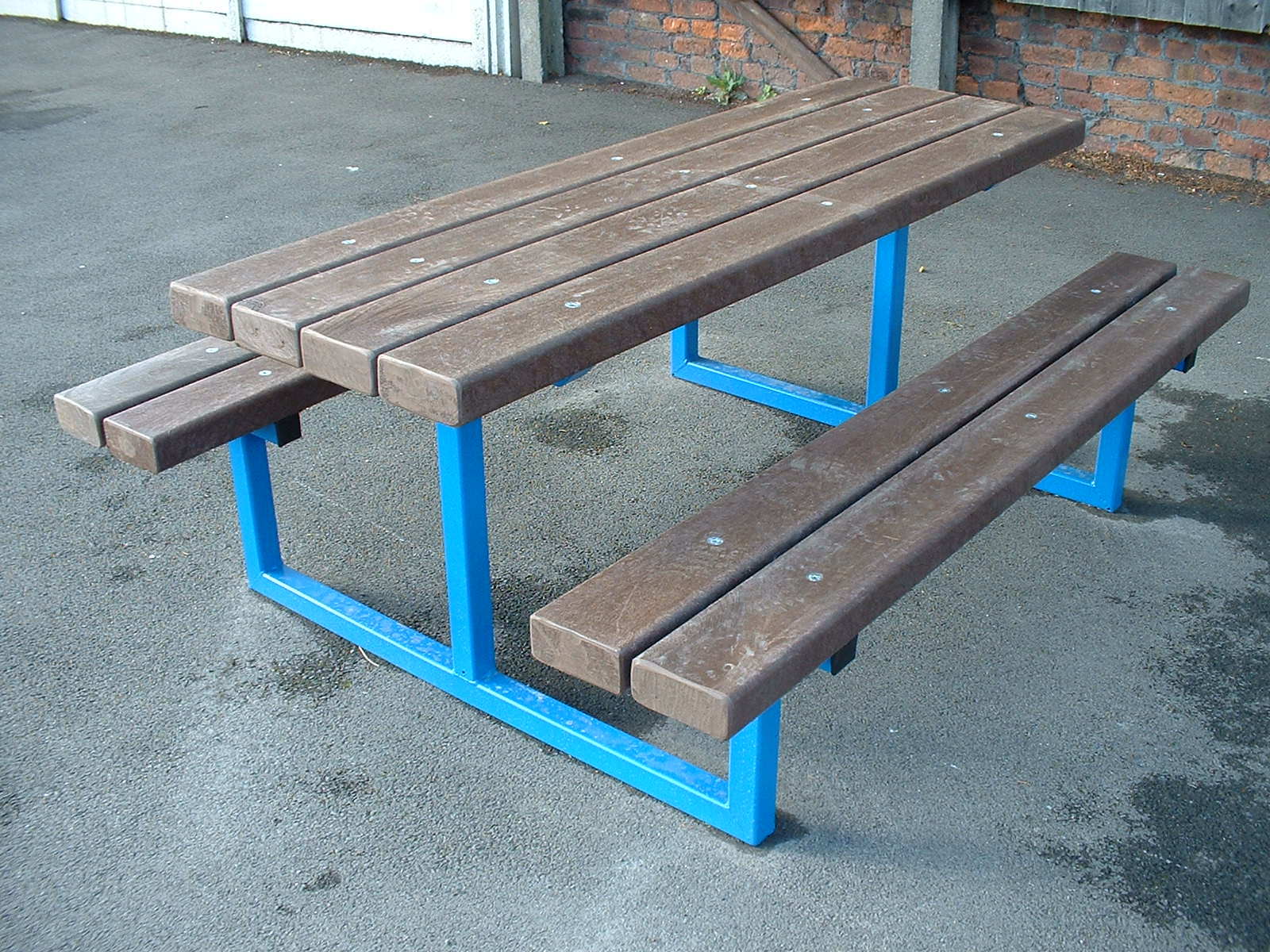 Recycled Plastic Steel Frame Picnic Table