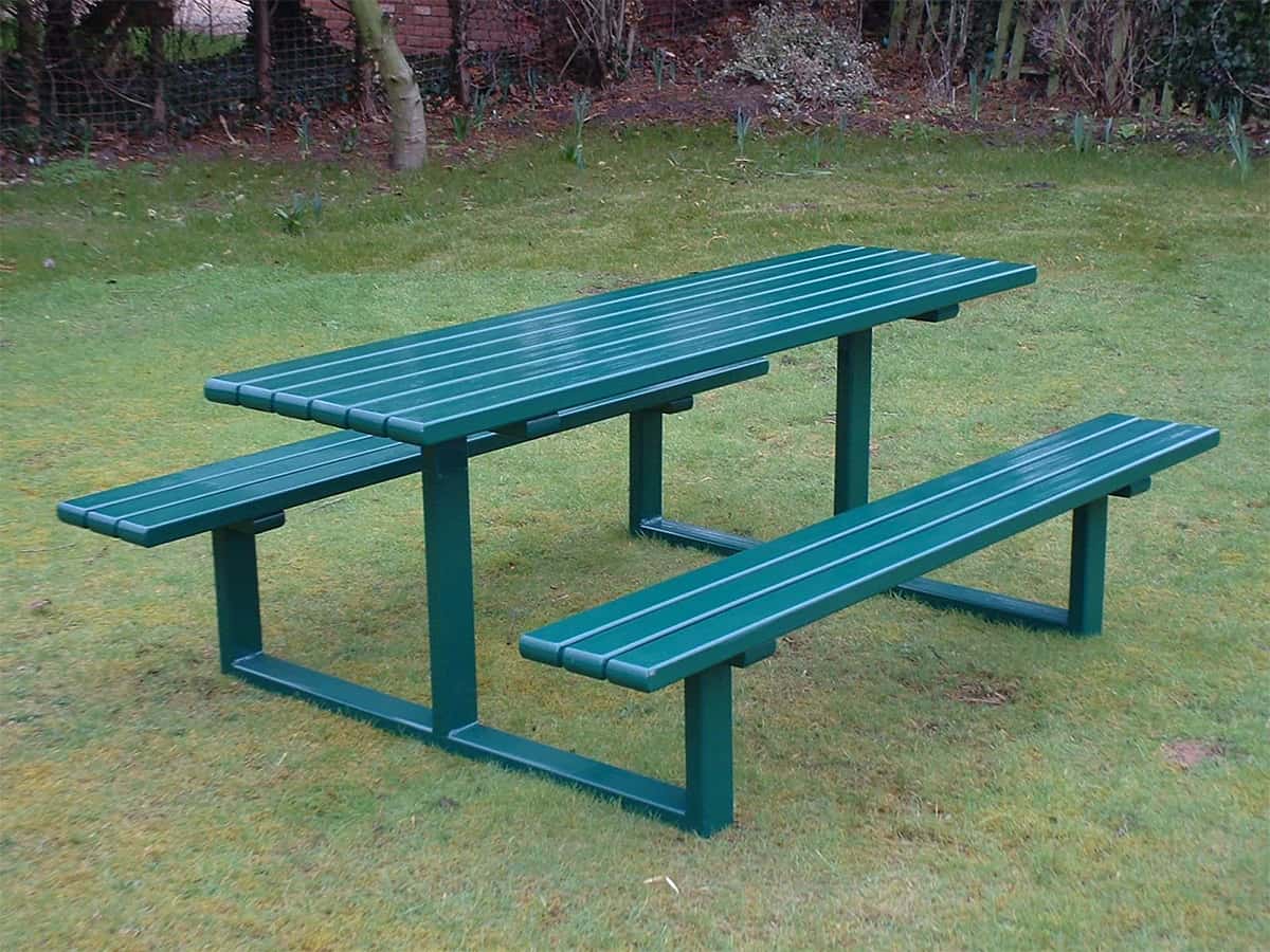 SE08 steel picnic table green
