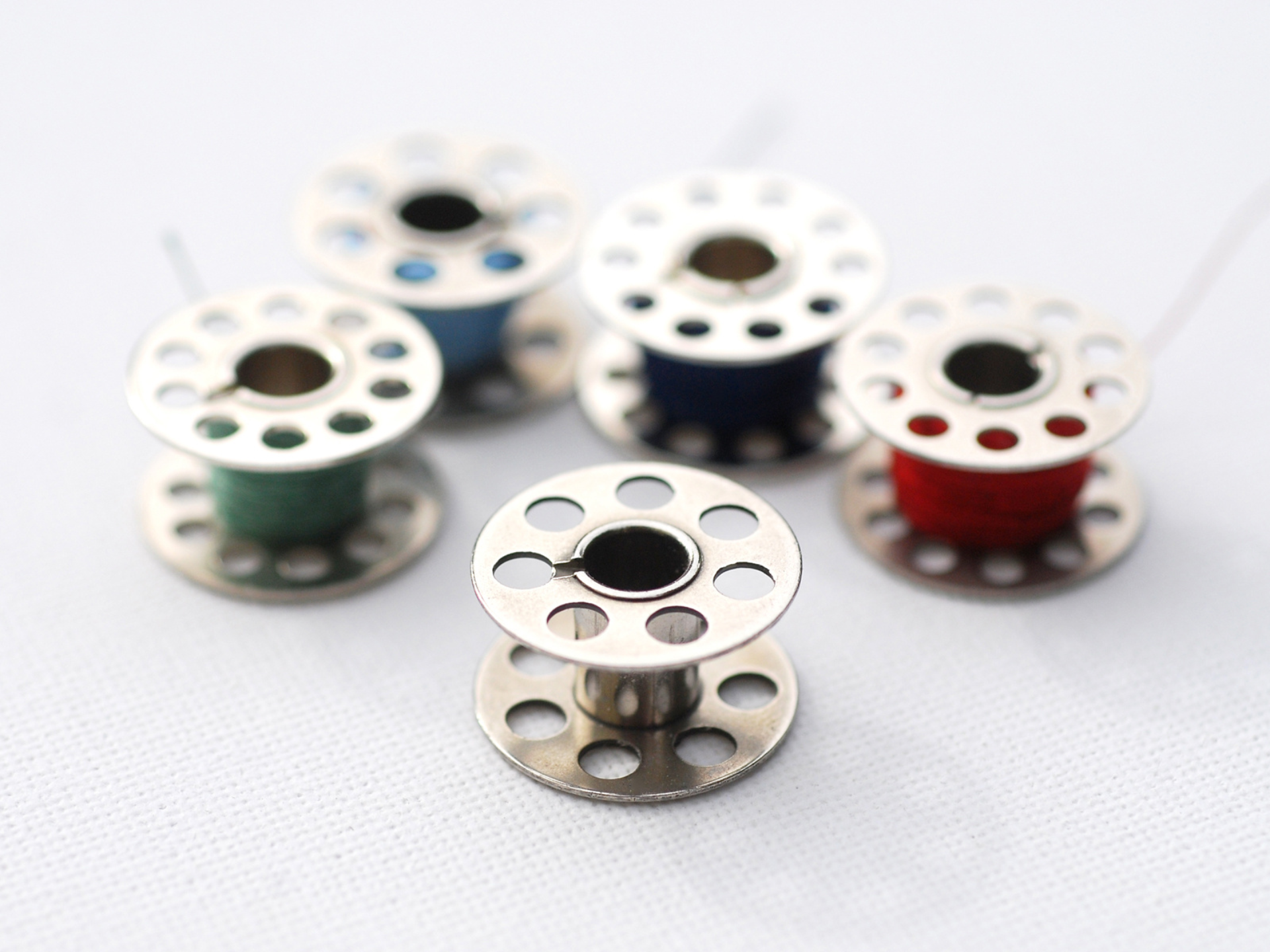 5 sewing machine bobbins