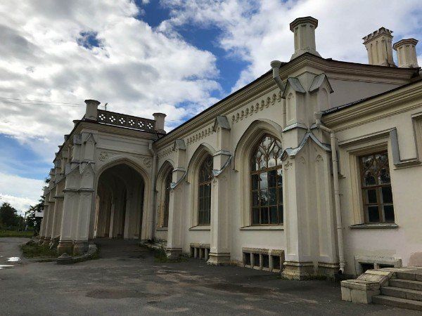 Городской фасад вокзала
