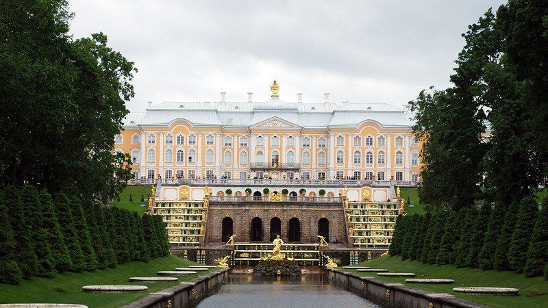 Большой Петергофский дворец