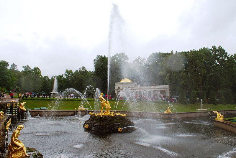 Фонтан Самсон